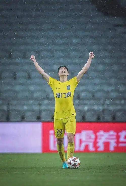 冲刺阶段广州队备战法甲，止住颓势细节曝光，震撼外界，训练强度明显提升