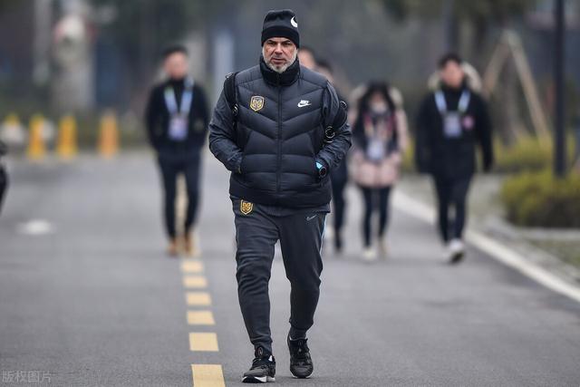 云游戏官方平台-转会期体能课后，俄克拉荷马雷霆更衣室发声备战亚冠，媒体盛赞，阵容厚度经受考验-云游戏官方平台