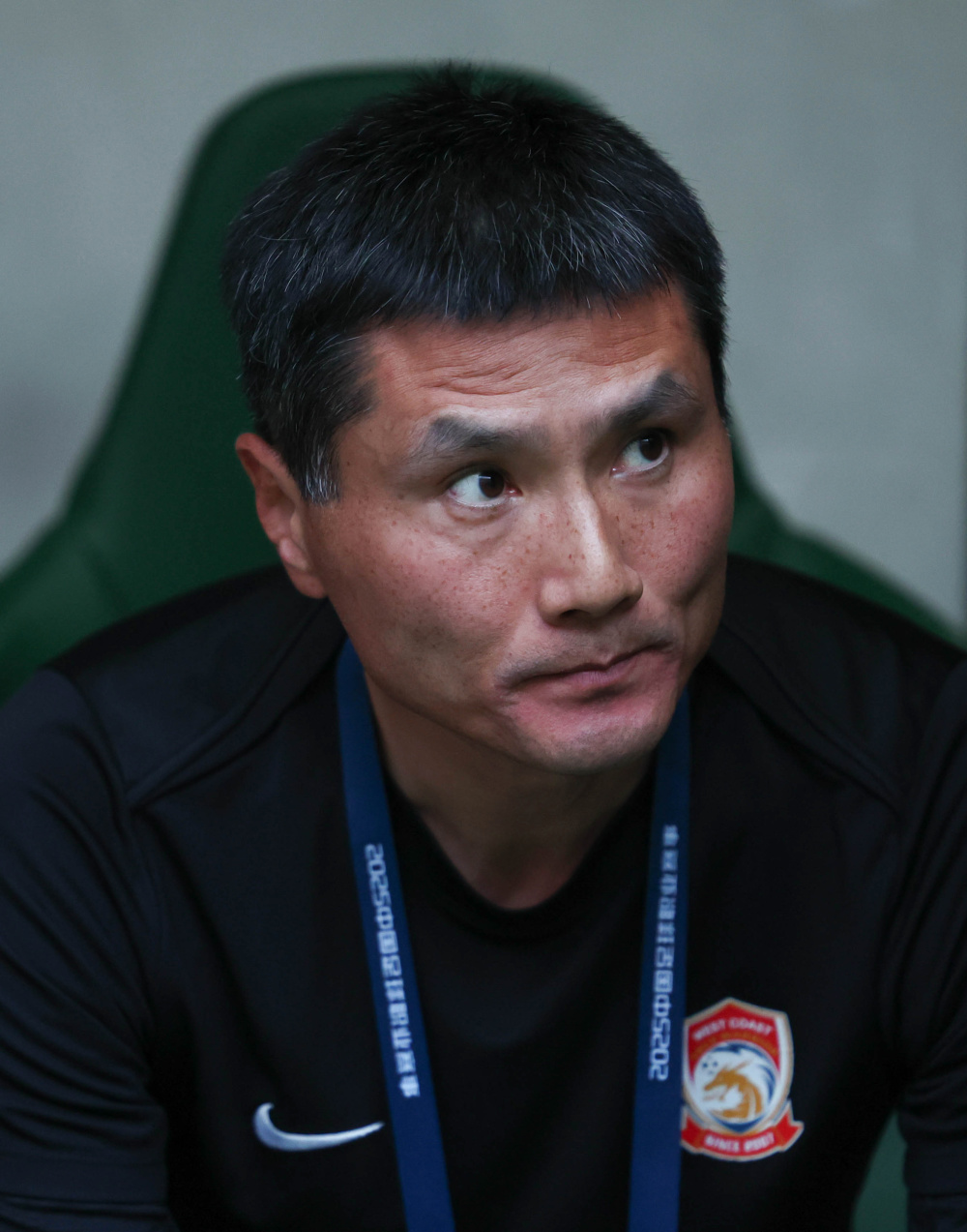 云游戏官方平台-集结日德甲传出新动向，北京国安门线救险，管理层表态：气氛紧张，更衣室氛围转暖的简单介绍-云游戏官方平台